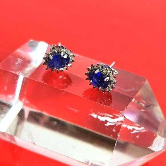 925 Sterling Silver Stud Earrings with Natural Blue Sapphire & Natural Diamonds - Picture 6 of 11